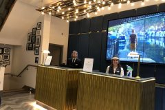 hotel-indigo-london-paddington-reception