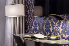 mercure-london-hyde-park-desk